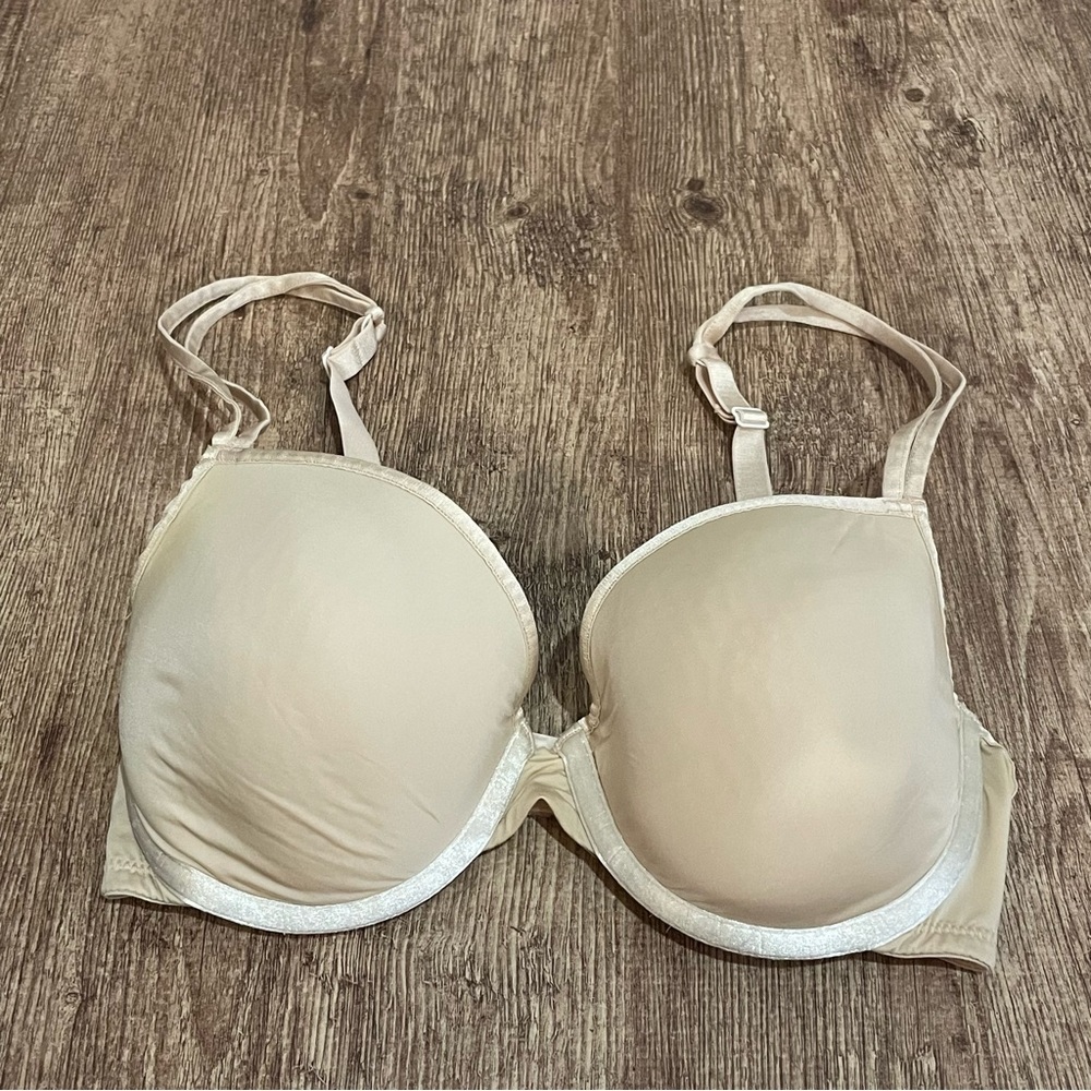 Le Mystere Tan T-Shirt Bra Size 32D